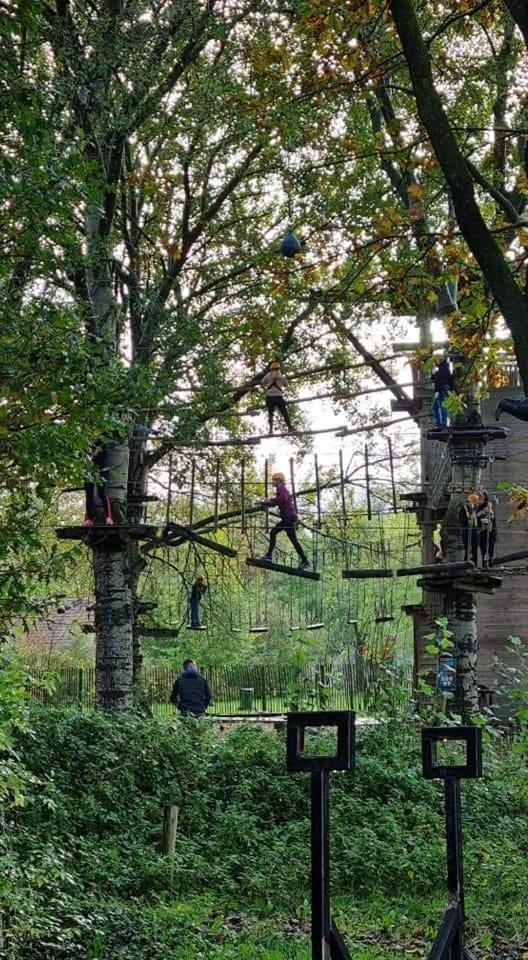 Het Huys Ewijk Mooi Luxe En Een Laadpaal Exterior foto