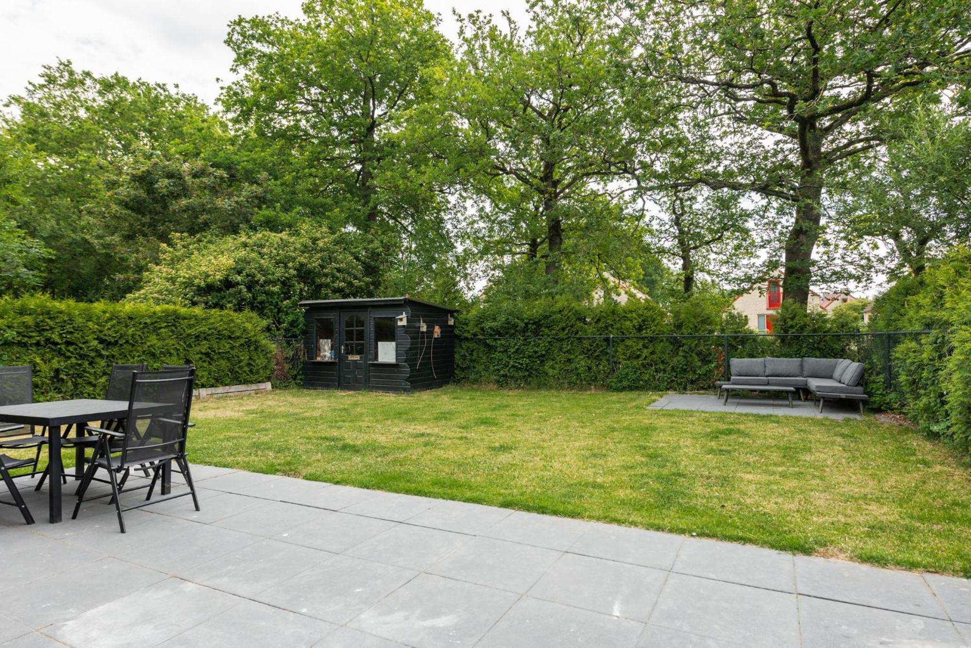 Het Huys Ewijk Mooi Luxe En Een Laadpaal Exterior foto