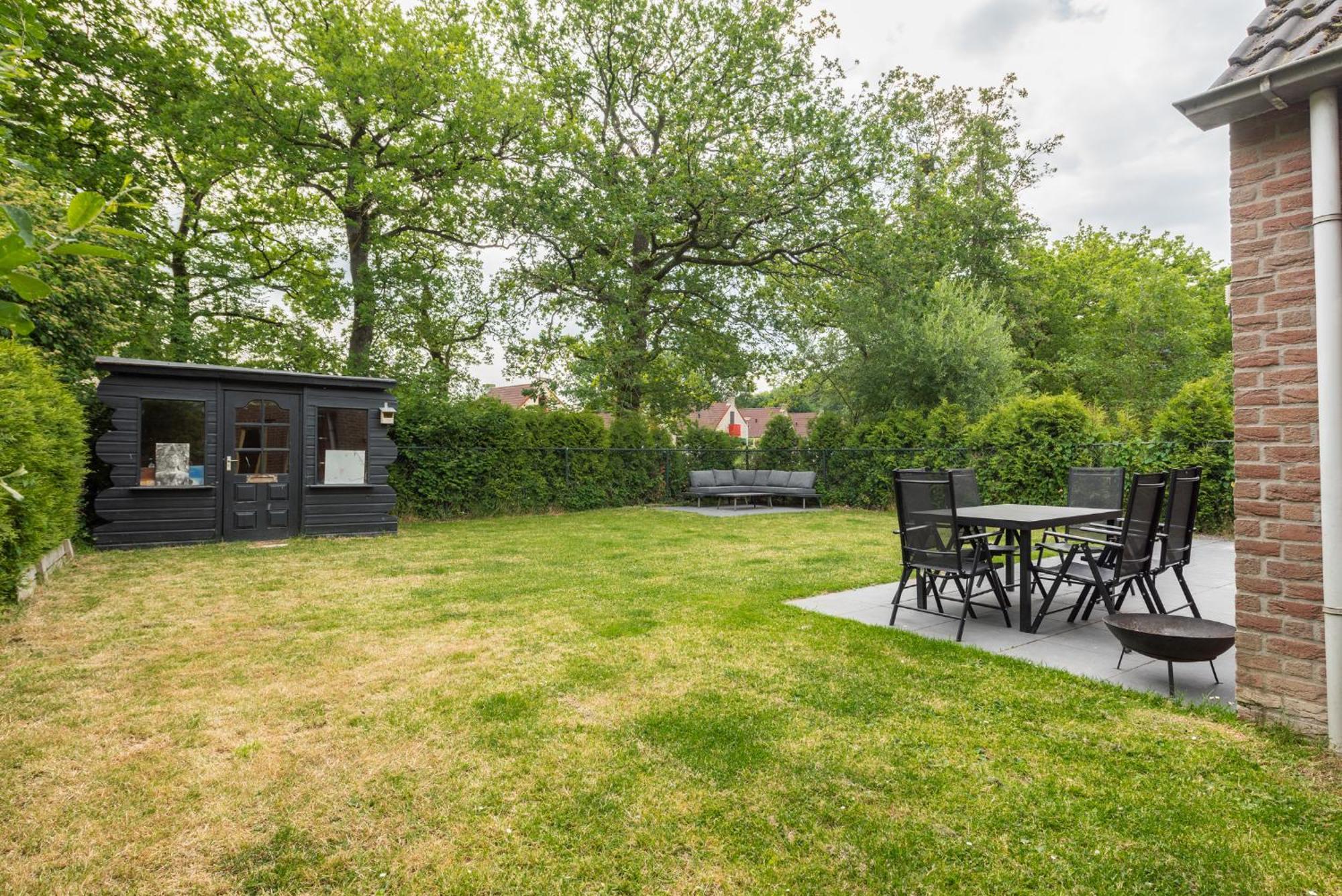 Het Huys Ewijk Mooi Luxe En Een Laadpaal Exterior foto